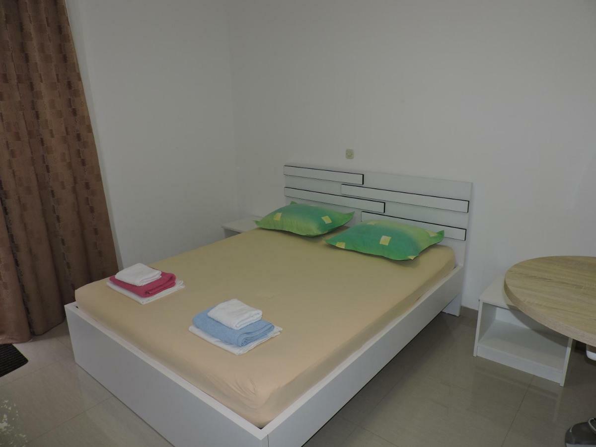 Apartments Lidus Makarska Exterior photo
